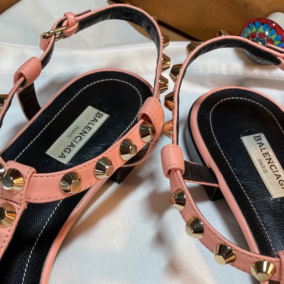 BALENCIAGA THONG PINK LEATHER SANDALS rockstud 8 - Picture 4 of 9